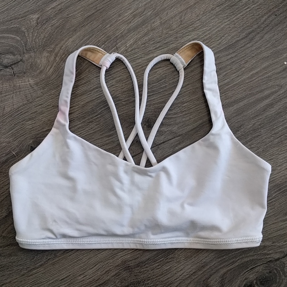 Lululemon Free To Be Bra